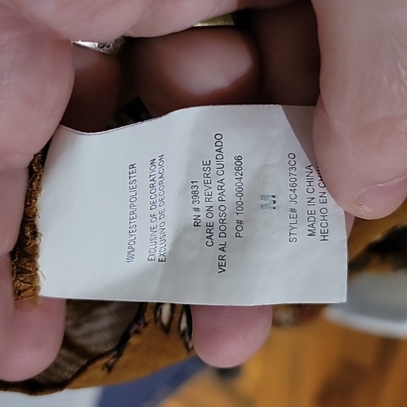 Bell Sleeve Top Jolt medium mustard color NWOT - Picture 4 of 8